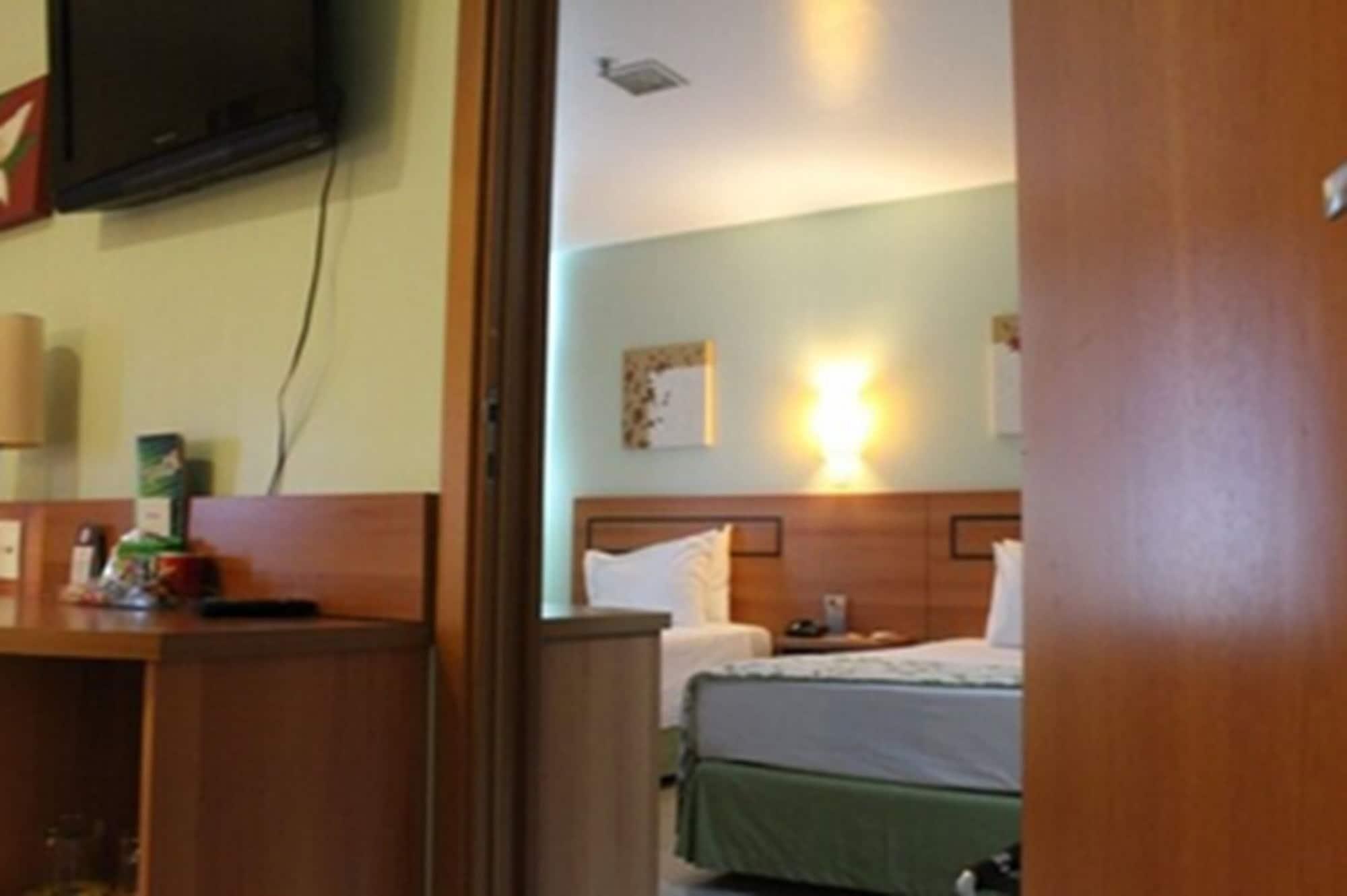 Comfort Hotel Nin Ngoại thất bức ảnh